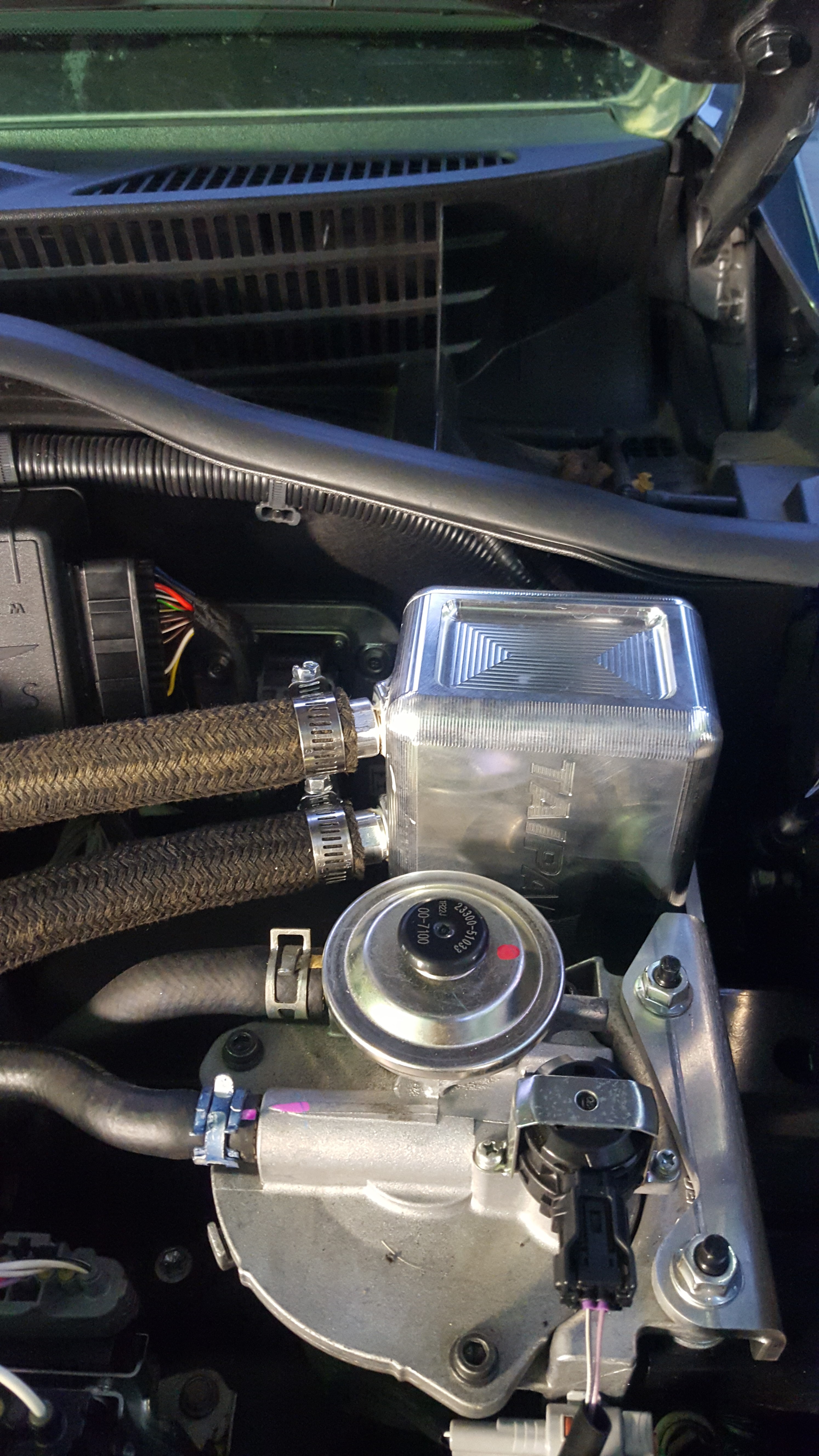 Billet Oil to Air Separator for Landcruiser 200 Series 2007 - Current 8 Cyl Wagon Auto 4X4 