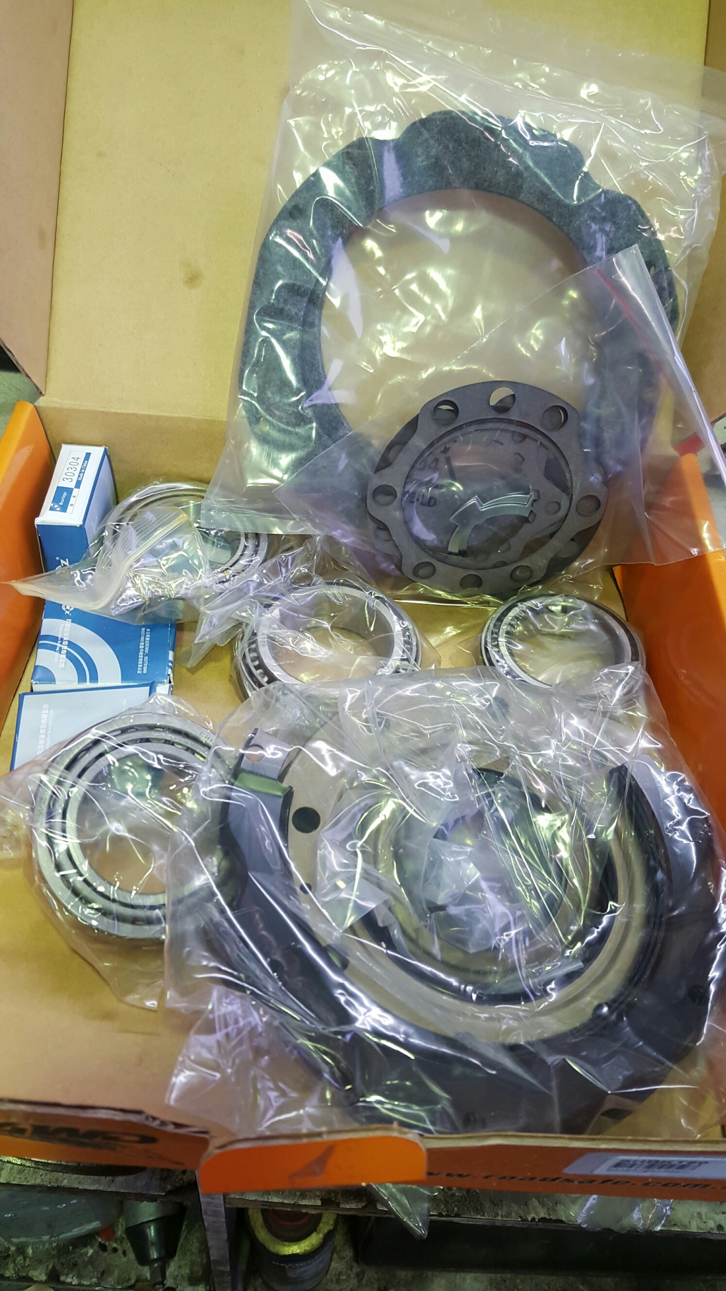 Toyota Landcruiser Swivel HUB KIT Suit 80 Series SHBKT80 